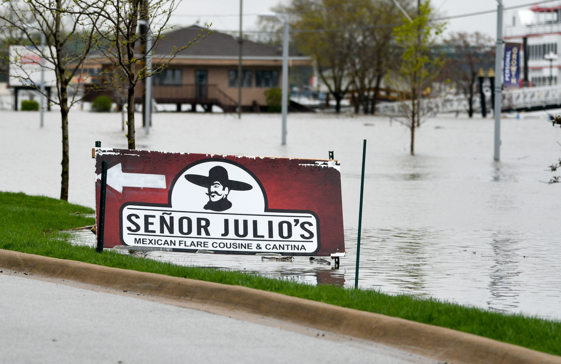 050119-mda-nws-flooding-mm-025a.jpg